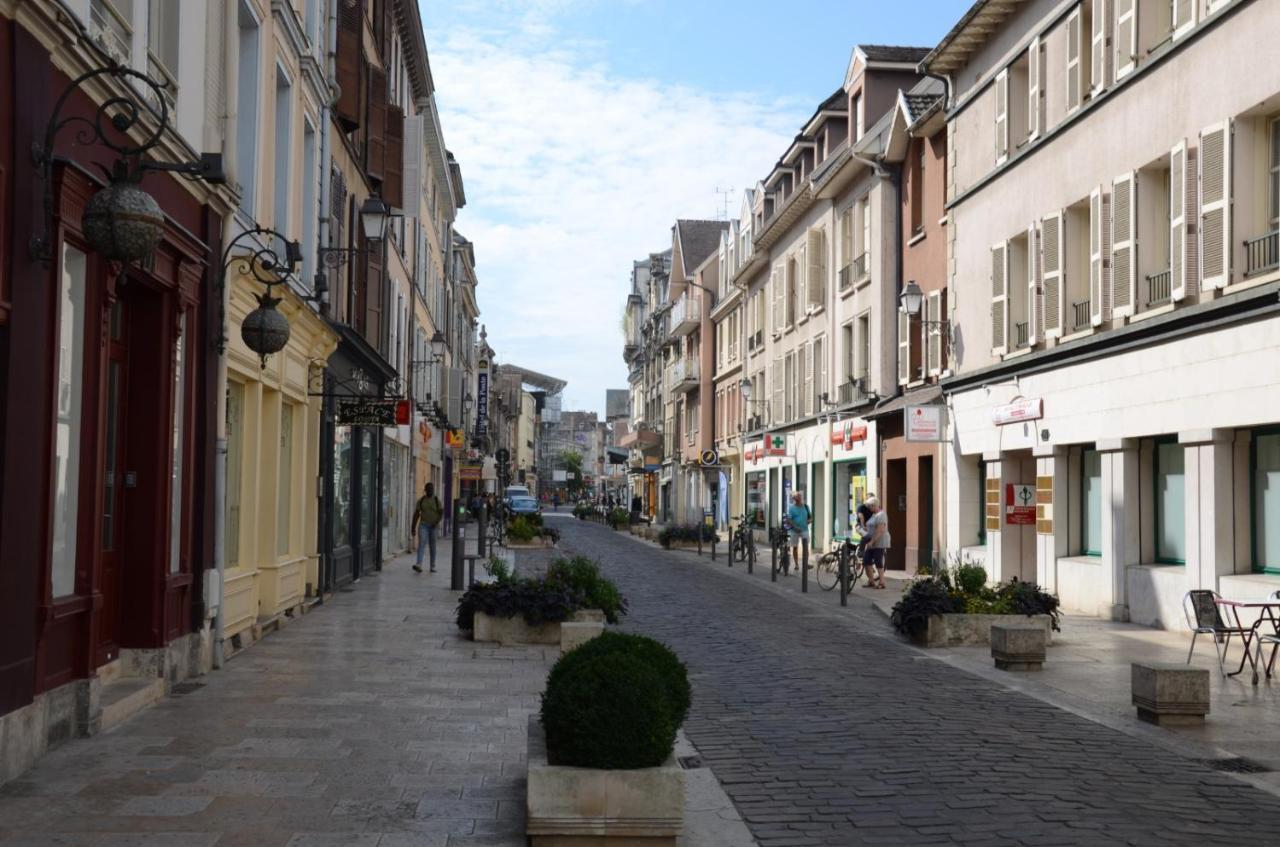 Le Moderne - Appartement Troyes Centre エクステリア 写真